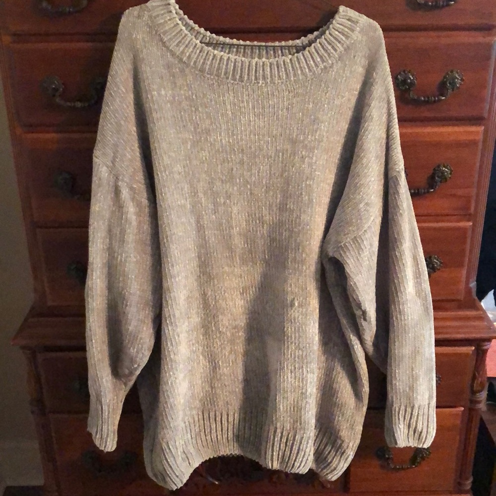 Women’s chenille sweater